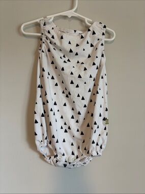 But White Baby Romper with Black Triangle Print